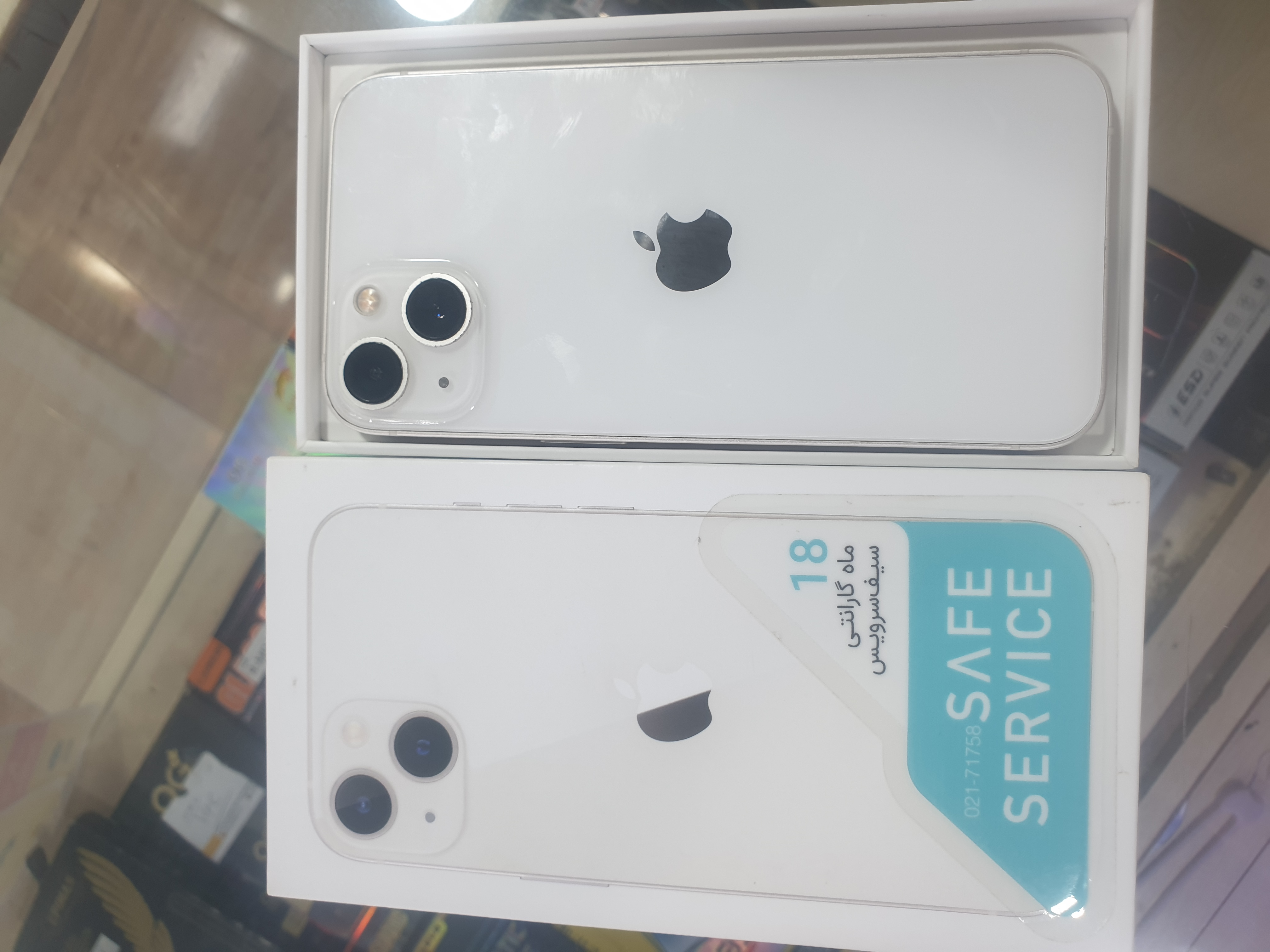محصول نمونه تستی گوشی موبایل اپل مدل iPhone 13 CH دو سیم‌ کارت ظرفیت 128 گیگابایت و رم 4 گیگابایت